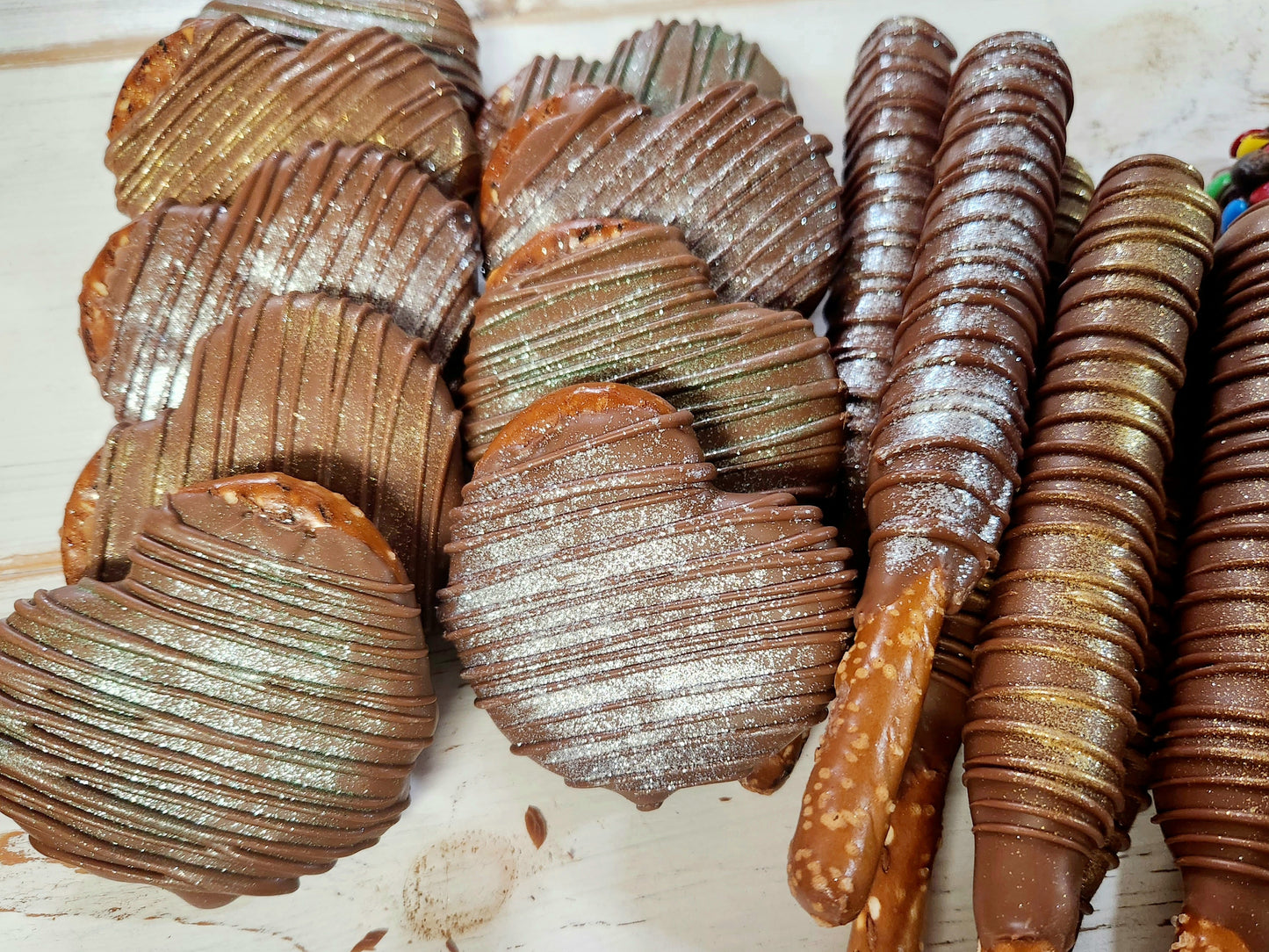 Christmas Caramel Covered Chocolate Dipped Pretzels